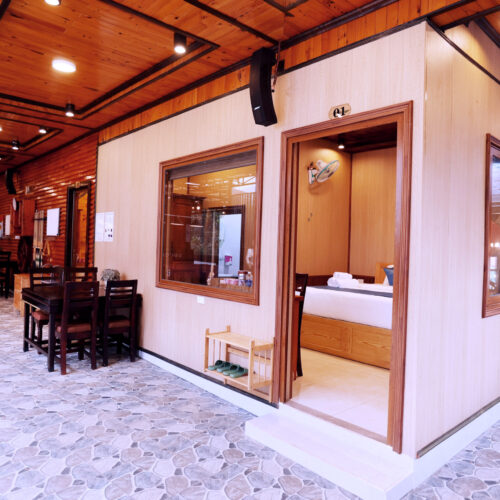 Deluxe Room ( Phòng 1 Giường Đôi )