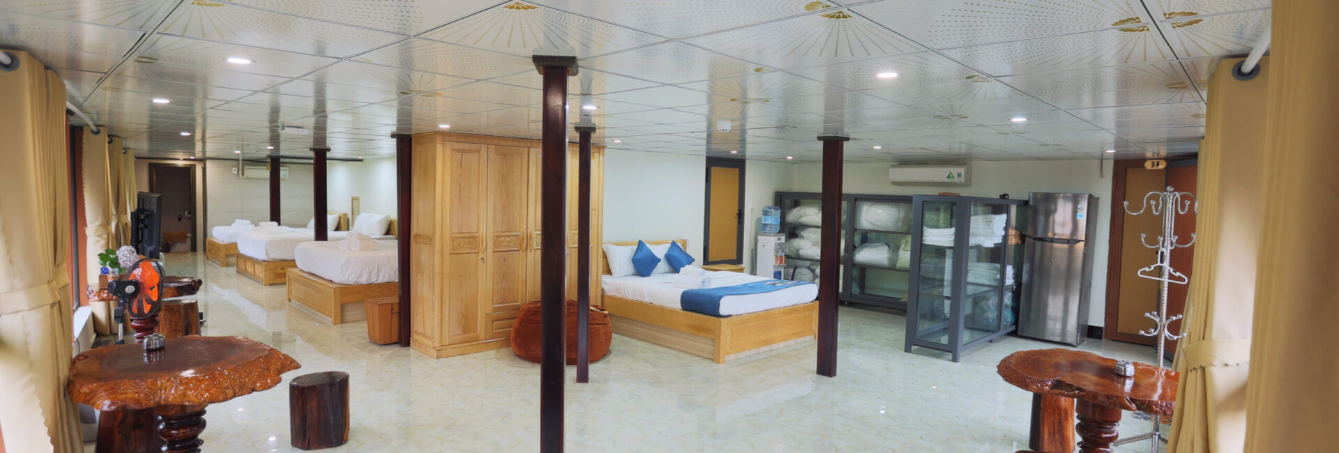 Family Room ( Phòng 4 Giường Đôi )